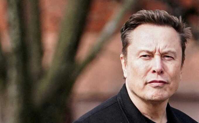 Илон Маск намекнул на уход из Белого дома и сосредоточение на Tesla
