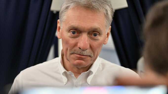 Песков сообщил, что Путин активно работает над дипломатическим решением украинского конфликта