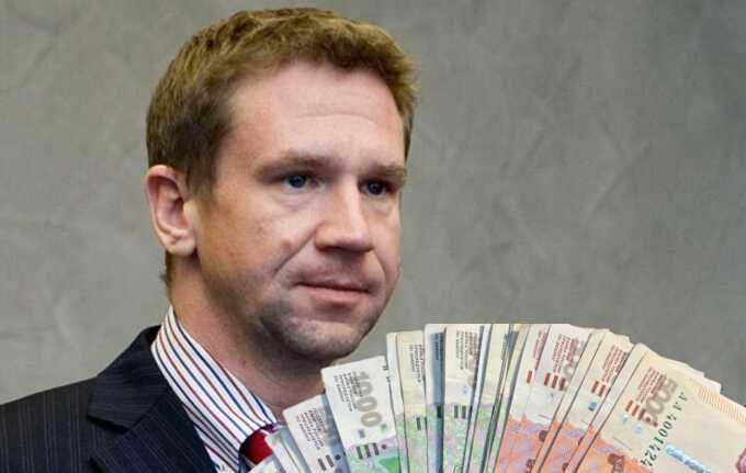 From Vladimir Antonov to Vladimir Ivanov: how a fraudster banker evaded prosecution under a new name in France