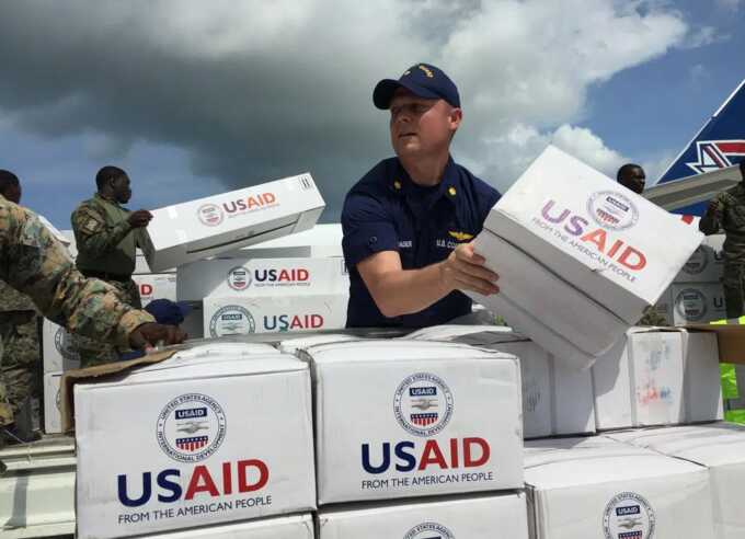 США сожгут контрацептивы USAID на 10 миллионов долларов вместо отправки в бедные страны