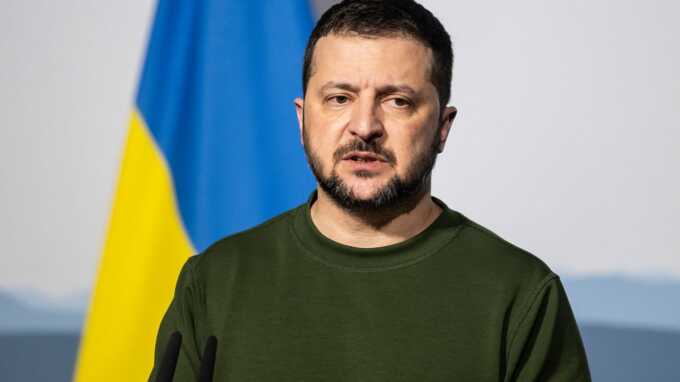 Зеленский попросил Запад найти для Украины 65 миллиардов долларов в год
