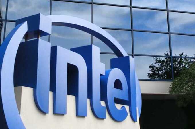 Трамп потребовал уволить главу Intel из-за связей с Китаем