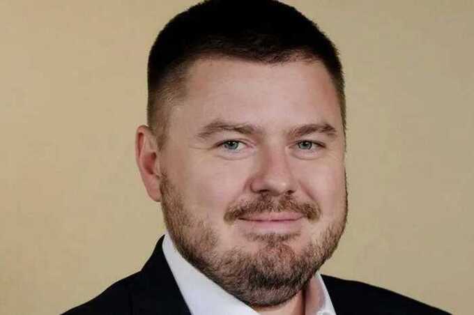 Офшоры, благотворительность и миллионы РЖД: скрытые финансовые схемы семьи Алексея Крапивина