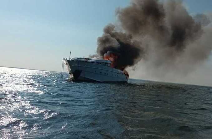 Раскрыты подробности о яхте, сгоревшей в Саратовской области