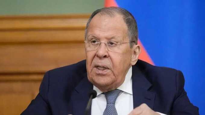 Лавров заявил, что Россия не требует государственного статуса для русского языка в Украине